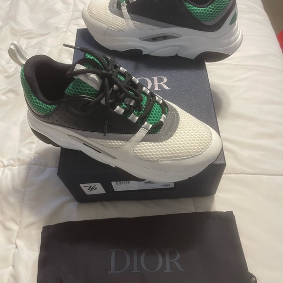 Dior Sneakers - Picture 1 of 2